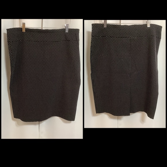 Soho Apparel Ltd Skirt Women’s Size Large Checkered Pull On Pencil Midi - Picture 1 of 10